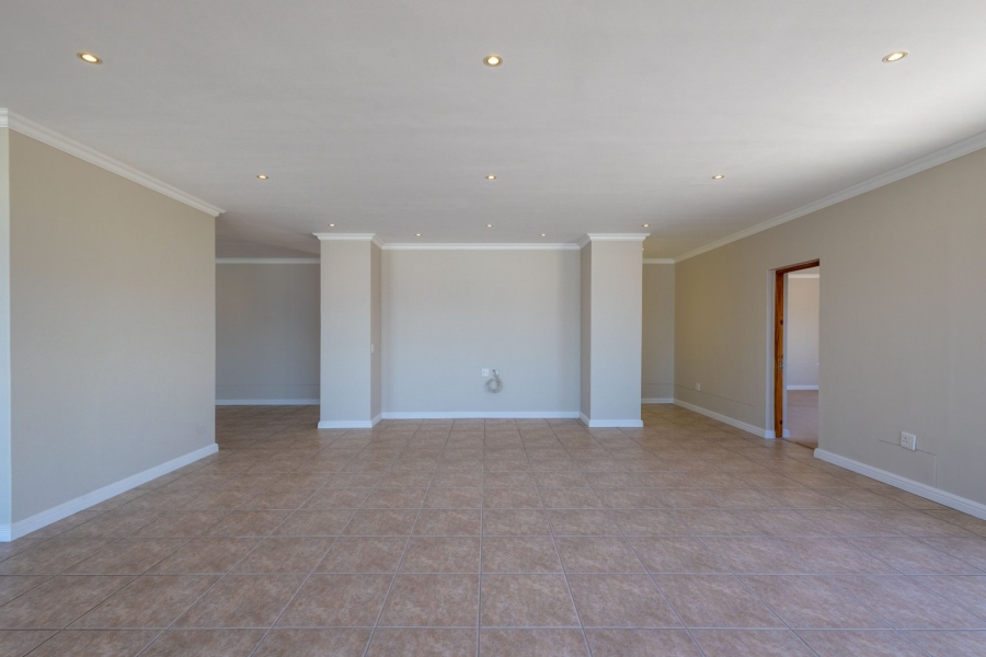6 Bedroom Property for Sale in Cutty Sark Western Cape